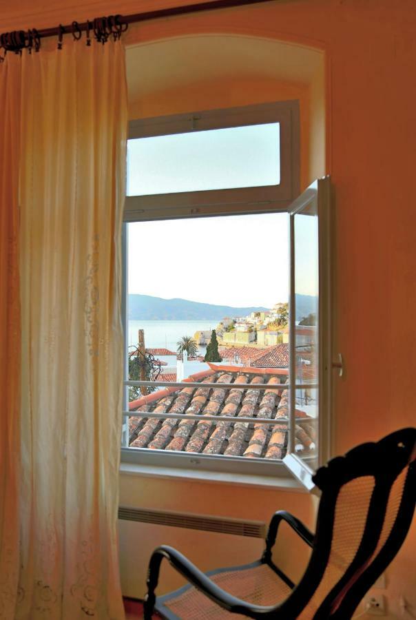 Hydra Optima Villa Bagian luar foto